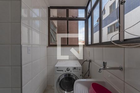 Apartamento à venda com 215m², 3 quartos e 2 vagasÁrea de Serviço