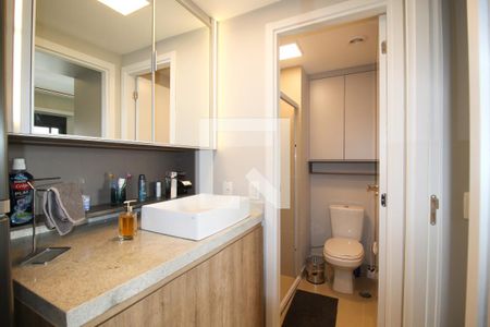 Banheiro de apartamento para alugar com 1 quarto, 31m² em Moema, São Paulo