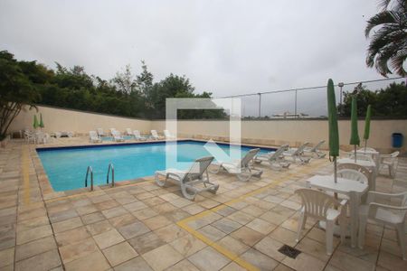 Apartamento à venda com 90m², 3 quartos e 1 vaga Apartamento à venda com 90m², 3 quartos e 1 vagaÁrea comum - Piscina