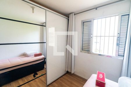 Apartamento à venda com 70m², 3 quartos e 1 vagaQuarto 2
