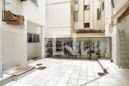 Apartamento à venda com 75m², 2 quartos e sem vaga Apartamento à venda com 75m², 2 quartos e sem vagaBicicletário