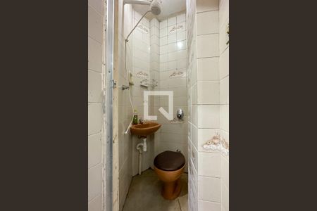 Apartamento à venda com 75m², 2 quartos e sem vaga Apartamento à venda com 75m², 2 quartos e sem vagaBanheiro de serviço