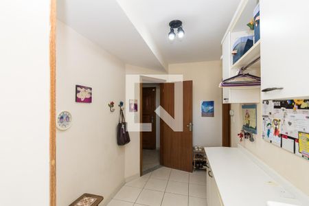 Apartamento à venda com 233m², 4 quartos e 3 vagas Apartamento à venda com 233m², 4 quartos e 3 vagasQuarto extra reversível