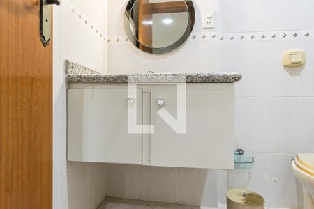 Apartamento à venda com 233m², 4 quartos e 3 vagas Apartamento à venda com 233m², 4 quartos e 3 vagasBanheiro Social