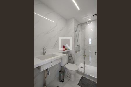 Apartamento à venda com 64m², 3 quartos e 1 vagaBanheiro Social