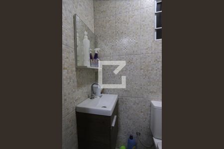 Casa à venda com 160m², 3 quartos e 3 vagasBanheiro de serviço