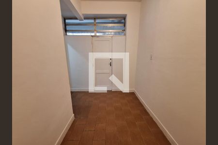 Apartamento à venda com 90m², 3 quartos e sem vaga Apartamento à venda com 90m², 3 quartos e sem vagaQuarto de serviço