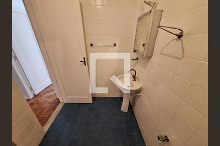 Apartamento à venda com 90m², 3 quartos e sem vaga Apartamento à venda com 90m², 3 quartos e sem vagaBanheiro