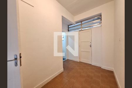 Apartamento à venda com 90m², 3 quartos e sem vaga Apartamento à venda com 90m², 3 quartos e sem vagaQuarto de serviço