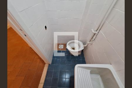 Apartamento à venda com 90m², 3 quartos e sem vaga Apartamento à venda com 90m², 3 quartos e sem vagaBanheiro de serviço