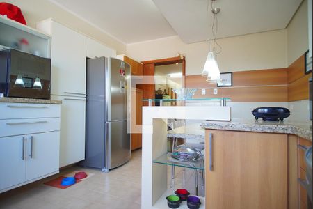 Casa à venda com 270m², 4 quartos e 4 vagasCozinha