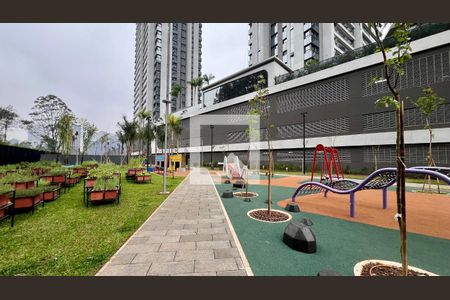 Apartamento à venda com 186m², 4 quartos e 3 vagas Apartamento à venda com 186m², 4 quartos e 3 vagasÁrea comum - Playground