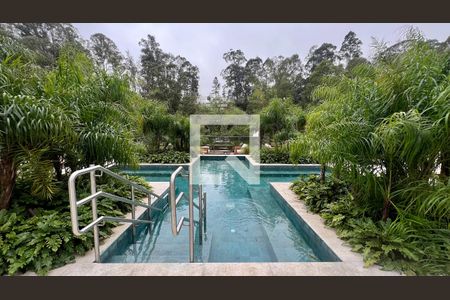 Apartamento à venda com 186m², 4 quartos e 3 vagas Apartamento à venda com 186m², 4 quartos e 3 vagasÁrea Comum - Piscina