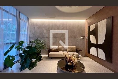 Apartamento à venda com 186m², 4 quartos e 3 vagas Apartamento à venda com 186m², 4 quartos e 3 vagasÁrea Comum - Hall social