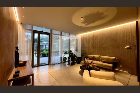 Apartamento à venda com 186m², 4 quartos e 3 vagas Apartamento à venda com 186m², 4 quartos e 3 vagasÁrea Comum - Hall social