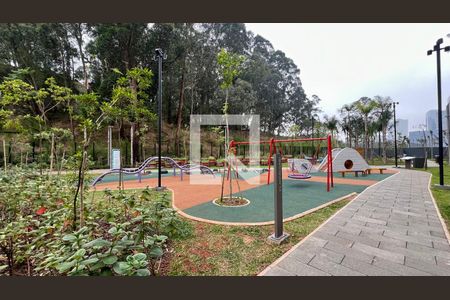 Apartamento à venda com 186m², 4 quartos e 3 vagas Apartamento à venda com 186m², 4 quartos e 3 vagasÁrea Comum - Playground