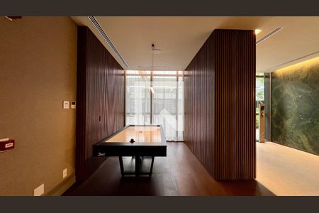 Apartamento à venda com 186m², 4 quartos e 3 vagas Apartamento à venda com 186m², 4 quartos e 3 vagasÁrea comum