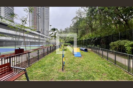 Apartamento à venda com 186m², 4 quartos e 3 vagas Apartamento à venda com 186m², 4 quartos e 3 vagasÁrea Comum - Espaçop Pet