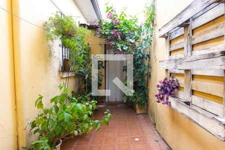 Casa à venda com 150m², 3 quartos e 1 vaga Casa à venda com 150m², 3 quartos e 1 vagaQuintal