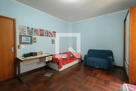 Casa à venda com 400m², 4 quartos e 8 vagasSuíte 1