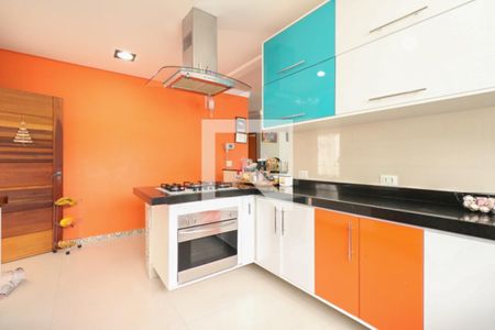 Casa à venda com 400m², 4 quartos e 8 vagasCozinha