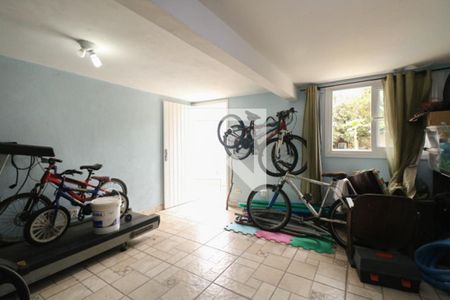 Casa à venda com 400m², 4 quartos e 8 vagasQuarto da Piscina