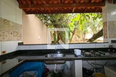 Casa à venda com 400m², 4 quartos e 8 vagasChurrasqueira