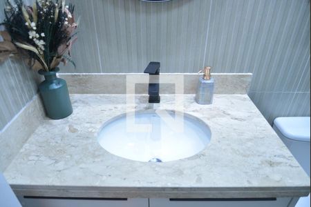 Apartamento à venda com 133m², 3 quartos e 3 vagasBanheiro da Suíte 2