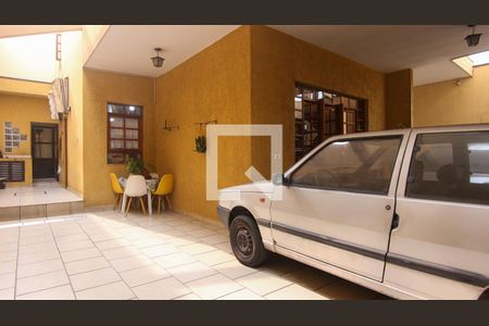 Casa à venda com 220m², 3 quartos e 2 vagas Casa à venda com 220m², 3 quartos e 2 vagasÁrea comum