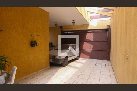 Casa à venda com 220m², 3 quartos e 2 vagas Casa à venda com 220m², 3 quartos e 2 vagasÁrea comum