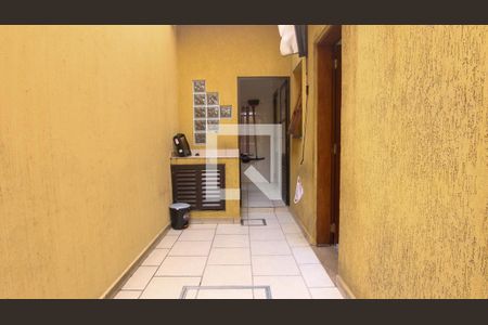 Casa à venda com 220m², 3 quartos e 2 vagas Casa à venda com 220m², 3 quartos e 2 vagasArea de serviço