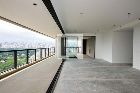 Apartamento à venda com 3 quartos, 288m² em Itaim Bibi, São Paulo