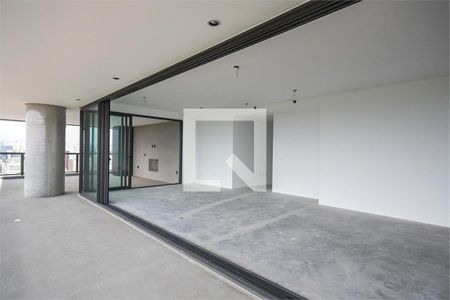 Apartamento à venda com 3 quartos, 288m² em Itaim Bibi, São Paulo