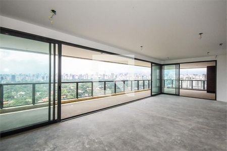 Apartamento à venda com 3 quartos, 288m² em Itaim Bibi, São Paulo