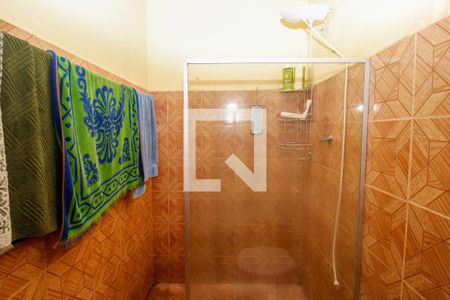 Casa à venda com 360m², 2 quartos e 2 vagas Casa à venda com 360m², 2 quartos e 2 vagasBanheiro