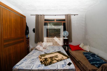 Casa à venda com 360m², 2 quartos e 2 vagas Casa à venda com 360m², 2 quartos e 2 vagasQuarto