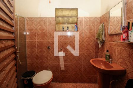 Casa à venda com 360m², 2 quartos e 2 vagas Casa à venda com 360m², 2 quartos e 2 vagasBanheiro