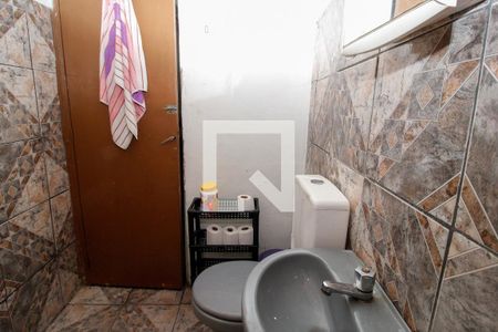 Casa à venda com 360m², 2 quartos e 2 vagas Casa à venda com 360m², 2 quartos e 2 vagasBanheiro
