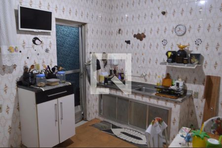 Casa de condomínio à venda com 180m², 4 quartos e 1 vagaCozinha 