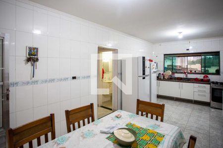 Casa à venda com 241m², 3 quartos e 3 vagasCozinha