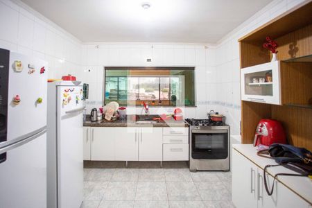 Casa à venda com 241m², 3 quartos e 3 vagasCozinha