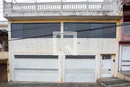 Casa à venda com 241m², 3 quartos e 3 vagasFachada