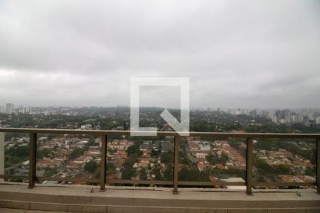 Apartamento à venda com 840m², 5 quartos e 7 vagas Apartamento à venda com 840m², 5 quartos e 7 vagasVaranda das Suíte 4 a 1 - Vista