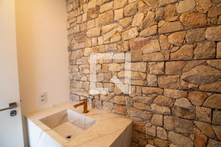 Apartamento à venda com 840m², 5 quartos e 7 vagas Apartamento à venda com 840m², 5 quartos e 7 vagasBanheiro Da Piscina