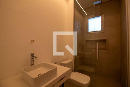 Apartamento à venda com 840m², 5 quartos e 7 vagas Apartamento à venda com 840m², 5 quartos e 7 vagasBanheiro da Suíte 2