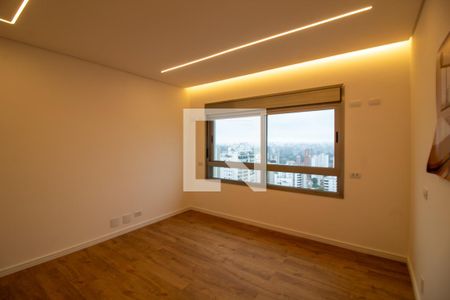 Apartamento à venda com 840m², 5 quartos e 7 vagas Apartamento à venda com 840m², 5 quartos e 7 vagasSuíte 1