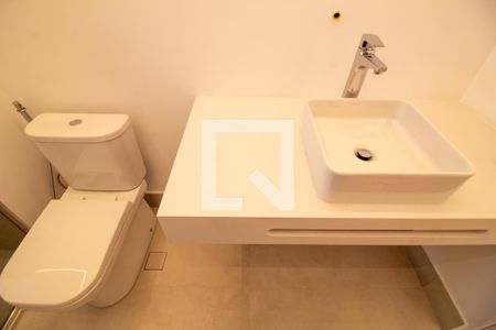 Apartamento à venda com 840m², 5 quartos e 7 vagas Apartamento à venda com 840m², 5 quartos e 7 vagasBanheiro da Suíte 3