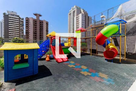 Apartamento à venda com 840m², 5 quartos e 7 vagas Apartamento à venda com 840m², 5 quartos e 7 vagasÁrea comum - Playground