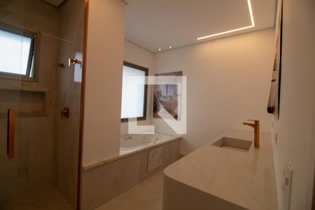 Apartamento à venda com 840m², 5 quartos e 7 vagas Apartamento à venda com 840m², 5 quartos e 7 vagasBanheiro da Suíte 5 - Senhora