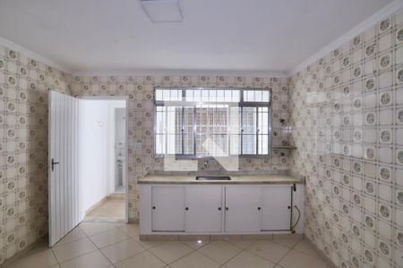 Casa à venda com 200m², 2 quartos e 2 vagas Casa à venda com 200m², 2 quartos e 2 vagasCozinha